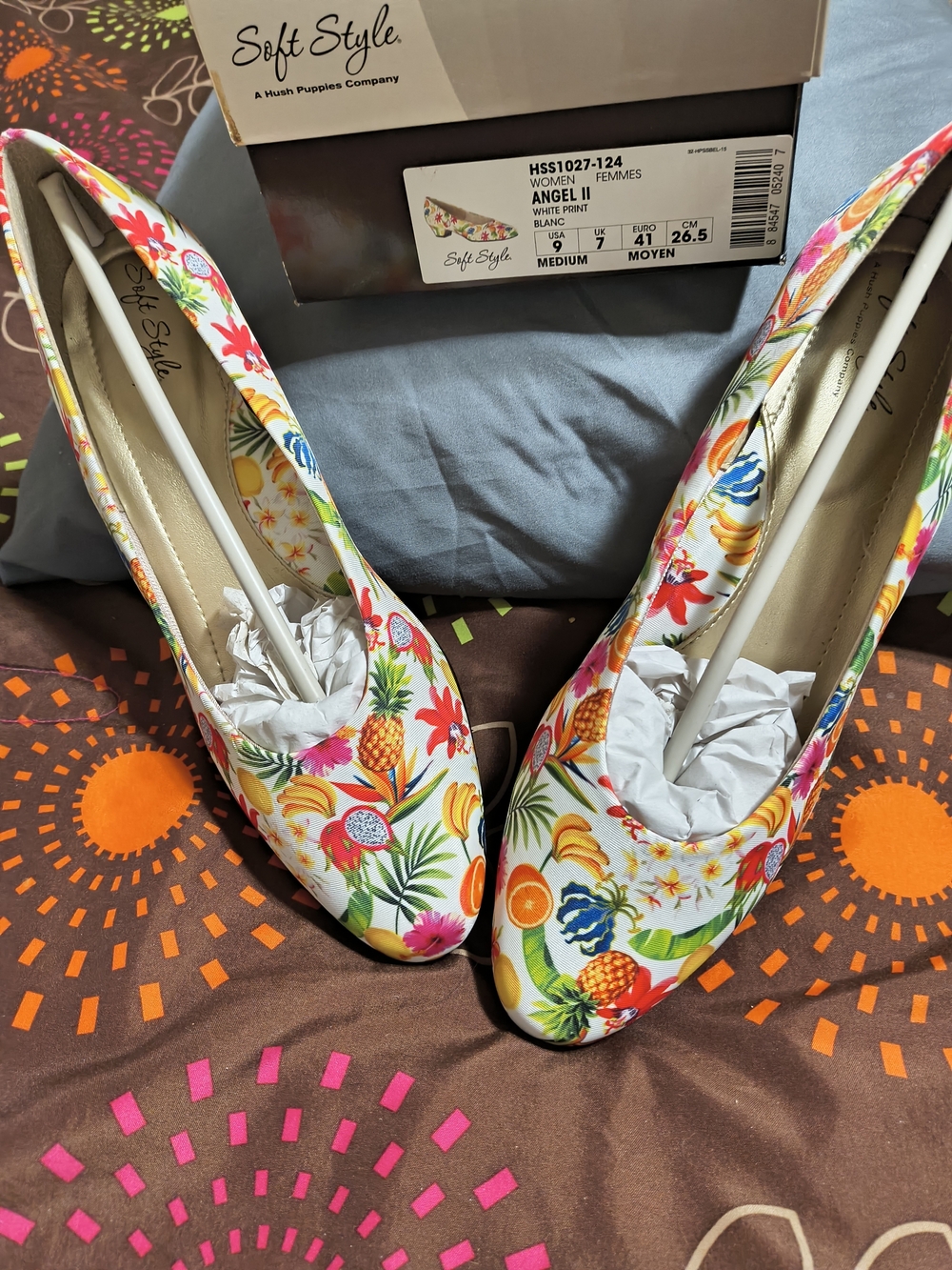Soft Style White Floral & Fruit Print Heels